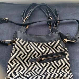 Black & Cream Geometric Canvas Shoulder Bag w/ Gold Hardware